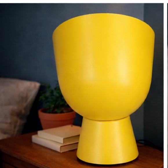 Ola Wihlborg vibrant yellow sculpture art sun lamp. Scandinavian modern designer - Picture 4 of 7
